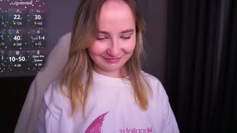 Sofie online show from 10-22-25, 08:19