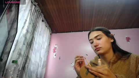 sofii_cute01 online show from 03-08-25, 01:25