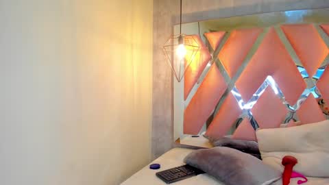 Snapshot of sofii_miller_ chatting on 12-28-24, 09:40 online show from 12-28-24, 09:40