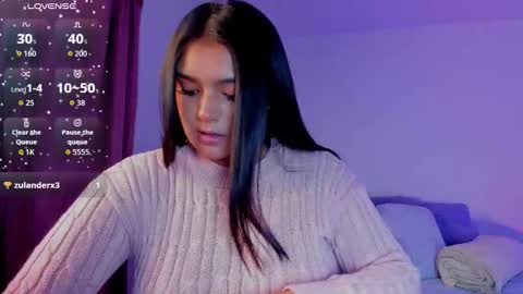 Sofia  online show from 11-18-25, 03:23