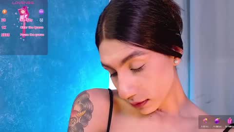 Snapshot of sofiia_grey_ chatting on 01-12-25, 01:27 Sofi online show from 01-12-25, 01:27