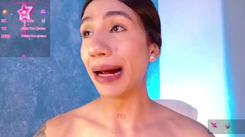 Snapshot of sofiia_grey_ chatting on 01-12-25, 04:29 Sofi online show from 01-12-25, 04:29