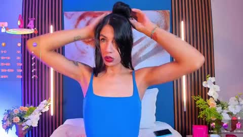 Snapshot of sofiia_grey_ chatting on 09-15-25, 03:01 Sofi online show from 09-15-25, 03:01