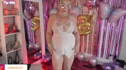 Sofiibell online show from 05-18-26, 08:36