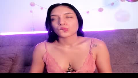 SofiLuxurya online show from 12-16-25, 10:20