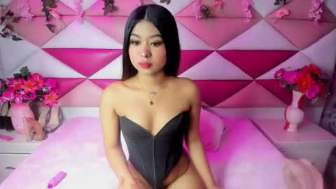 Snapshot of sofirose_111 chatting on 06-04-26, 01:50 Sofi online show from 06-04-26, 01:50