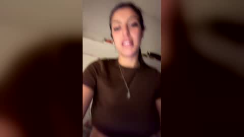 sofisofia1111 online show from 04-23-26, 10:01