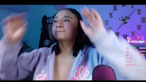 Demi Sofia online show from 12-21-25, 12:45