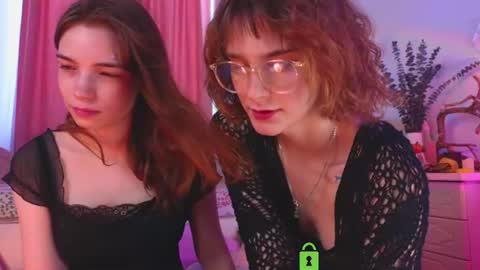 Snapshot of soft_animal chatting on 06-30-26, 12:06 E online show from 06-30-26, 12:06