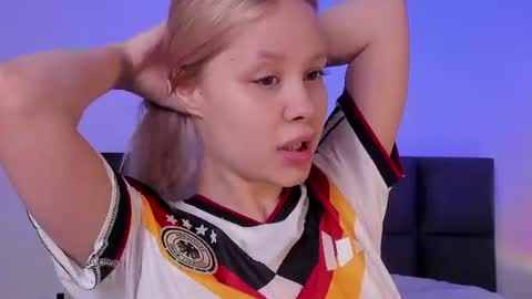Angelina online show from 06-21-26, 06:49