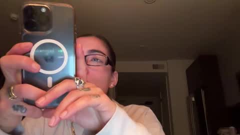 Soft Heat Maria online show from 12-20-25, 01:02