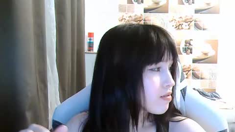 Snapshot of softieva chatting on 06-28-26, 05:08 Eva online show from 06-28-26, 05:08