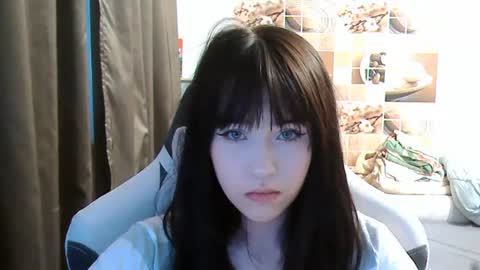 Snapshot of softieva chatting on 07-06-26, 05:37 Eva online show from 07-06-26, 05:37