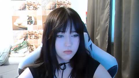 Snapshot of softieva chatting on 07-08-26, 04:44 Eva online show from 07-08-26, 04:44