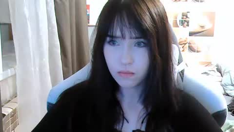 Snapshot of softieva chatting on 07-10-26, 06:32 Eva online show from 07-10-26, 06:32