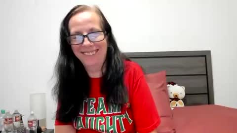 Soft Peach Goddess online show from 12-23-25, 03:37