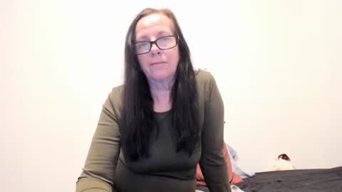 Soft Peach Goddess online show from 01-16-26, 05:33