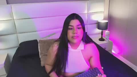 sofy__lee online show from 07-30-26, 09:25