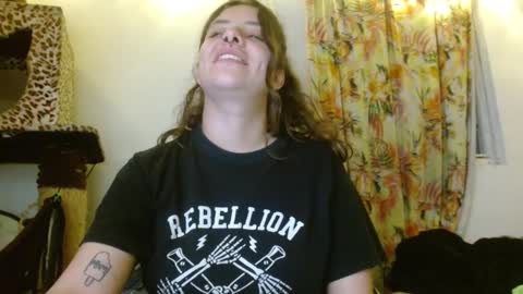 Snapshot of soka_lovers_04_ chatting on 11-23-25, 12:43 Sofia online show from 11-23-25, 12:43