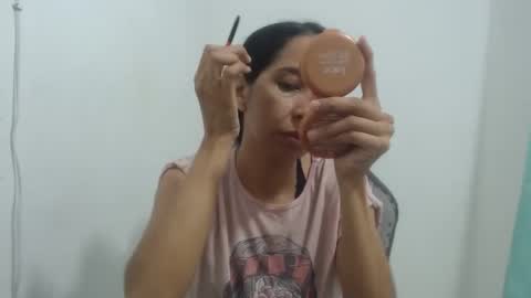 Sol lucia online show from 11-28-25, 10:51