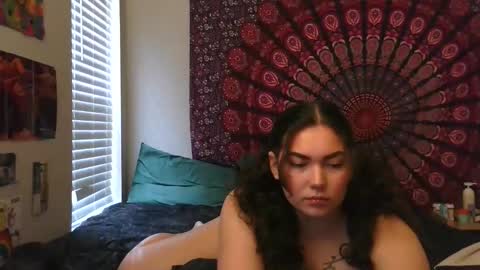 Snapshot of sola_reina chatting on 10-10-25, 05:56 Sola Reina online show from 10-10-25, 05:56
