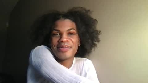 Snapshot of solaceeve chatting on 10-29-25, 05:58 SolaceEve online show from 10-29-25, 05:58