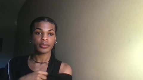 Snapshot of solaceeve chatting on 11-06-25, 08:21 SolaceEve online show from 11-06-25, 08:21