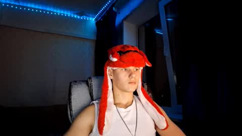 Max online show from 12-02-25, 09:21