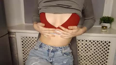 Hanna online show from 12-04-25, 03:32