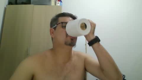 solitariodf2022 online show from 09-15-25, 08:14