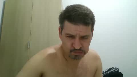 solitariodf2022 online show from 09-16-25, 08:37