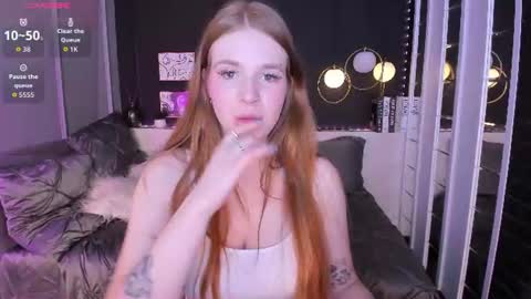Snapshot of sollarkristy chatting on 06-21-26, 06:27 sollarkristy online show from 06-21-26, 06:27
