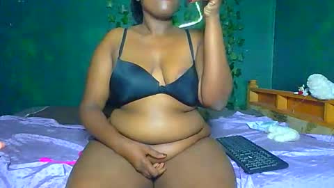 Solly bunny online show from 05-19-26, 03:24