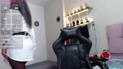 Snapshot of solveganaciente chatting on 09-20-25, 03:18 solveganaciente online show from 09-20-25, 03:18
