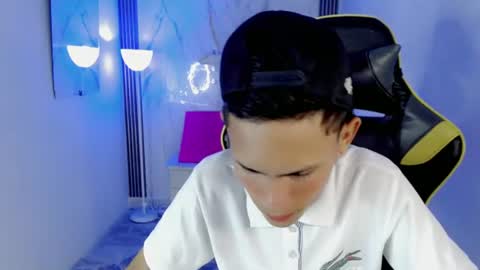 ESTEBAN online show from 07-03-26, 03:35