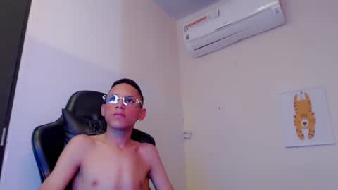 ESTEBAN online show from 08-03-26, 11:41