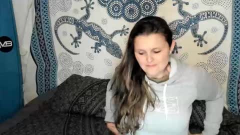 Snapshot of someonesday chatting on 02-04-26, 01:06 SomeonesDay online show from 02-04-26, 01:06