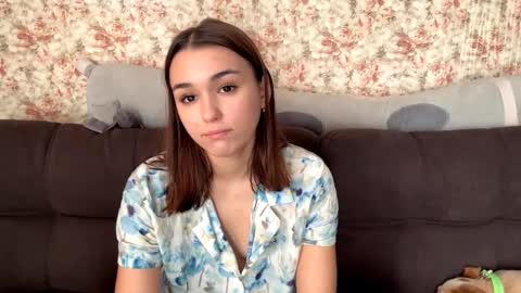 Snapshot of somerfrieler chatting on 10-24-25, 10:11 Hello My name is Jane  im new model here and little but shy but curious. online show from 10-24-25, 10:11