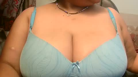 soni88888 online show from 02-24-25, 04:04