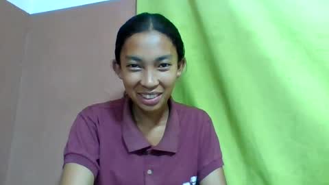Snapshot of sonia4000 chatting on 07-20-26, 12:18 sonia4000 online show from 07-20-26, 12:18