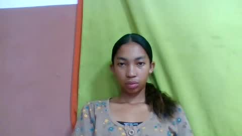 Snapshot of sonia4000 chatting on 07-23-26, 02:31 sonia4000 online show from 07-23-26, 02:31