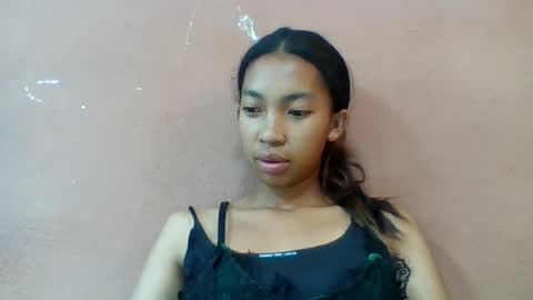 Snapshot of sonia4000 chatting on 07-27-26, 06:09 sonia4000 online show from 07-27-26, 06:09