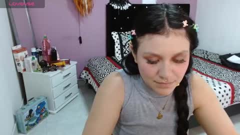 sonialatin69 online show from 01-16-25, 03:35