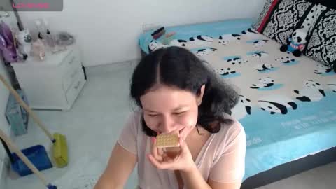 Snapshot of sonialatin69 chatting on 02-26-26, 01:10 sonialatin69 online show from 02-26-26, 01:10