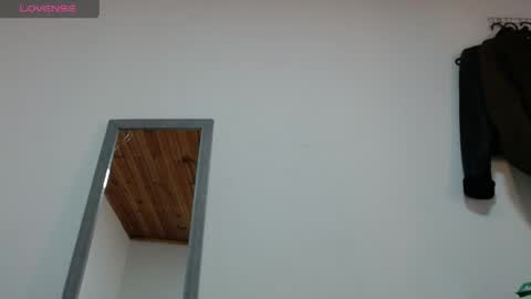 sonialatin69 online show from 04-17-26, 03:04