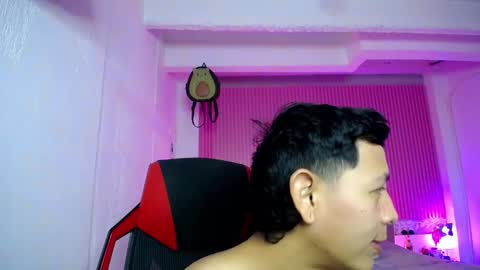 sonic_jess07 online show from 03-25-26, 08:42