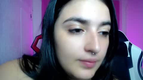 Snapshot of sonic_jess07 chatting on 06-15-26, 08:27 sonic_jess07 online show from 06-15-26, 08:27