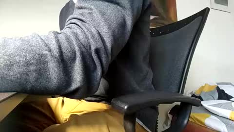 sonicegay online show from 12-19-25, 08:43