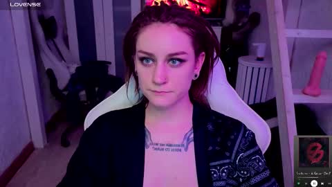 Snapshot of sonicsupergirl chatting on 10-18-25, 10:38 Rie online show from 10-18-25, 10:38