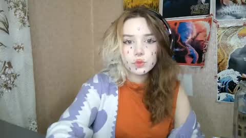 Mila online show from 04-16-26, 04:08